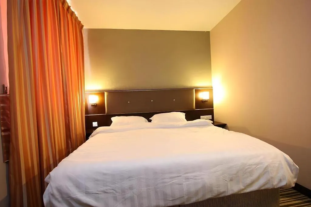 1 City Hotel Kota Kinabalu