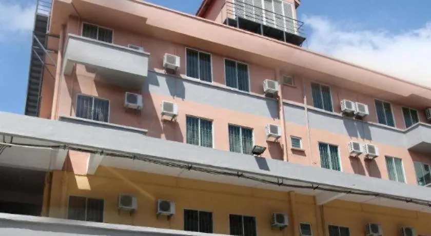 1 City Hotel Kota Kinabalu 0*,  Malesia
