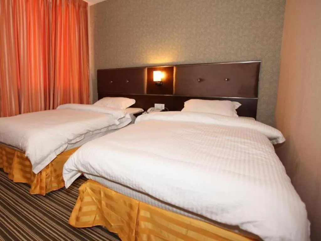 1 City Hotel 亞庇
